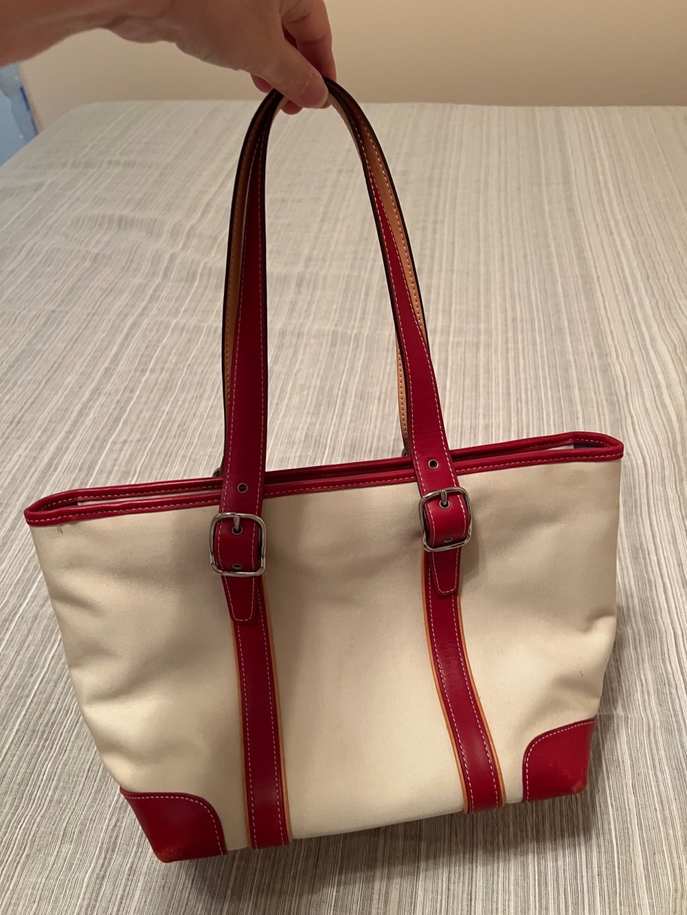 Coach Hampton Natural Canvas w
Red & Natural Leather Nickel
Hardware - Picture 3 of 15